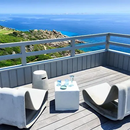 Sperone Villa *